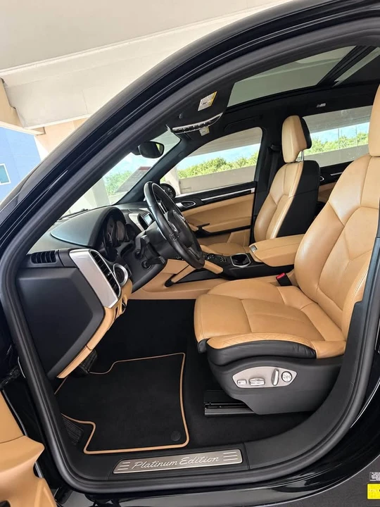 2014 Porsche 958 Cayenne - Image 8 of 11