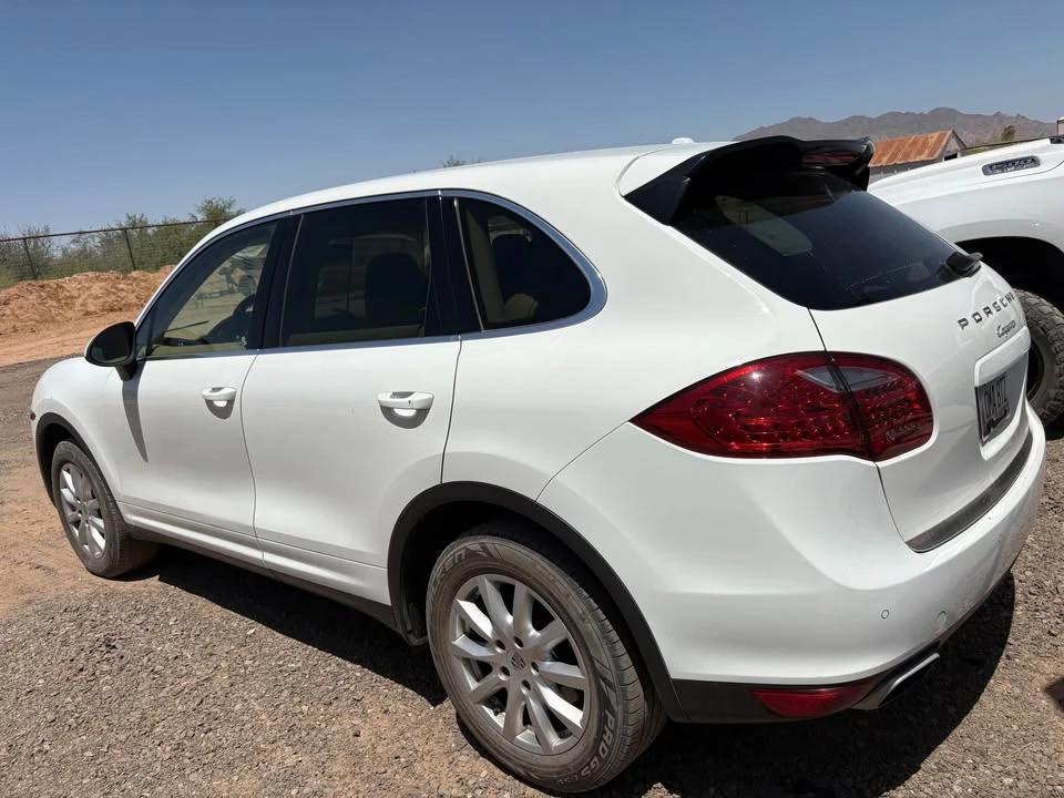 2014 Porsche 958 Cayenne - Image 3 of 7