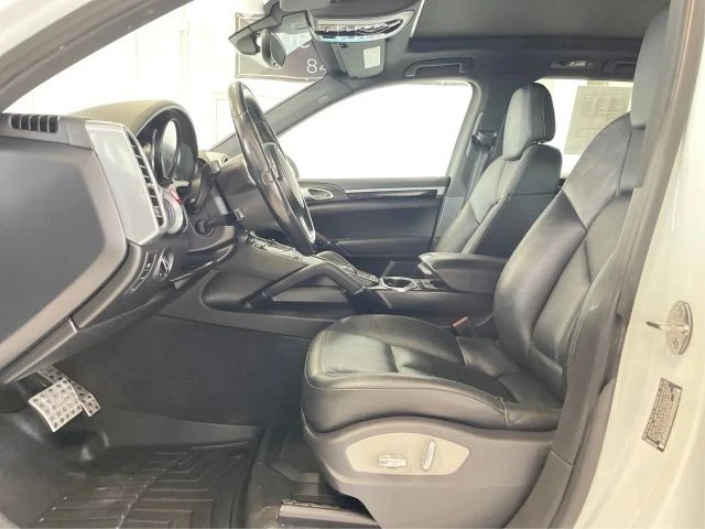 2014 Porsche 958 Cayenne - Image 9 of 21