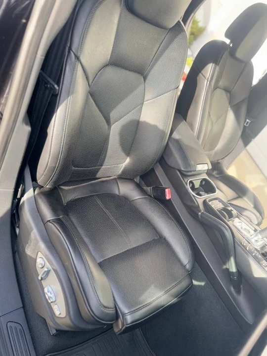 2014 Porsche 958 Cayenne - Image 17 of 24