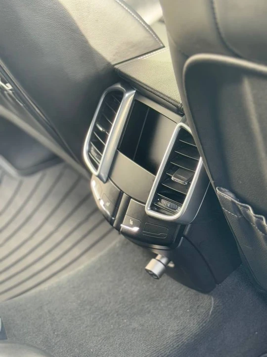 2014 Porsche 958 Cayenne - Image 19 of 24