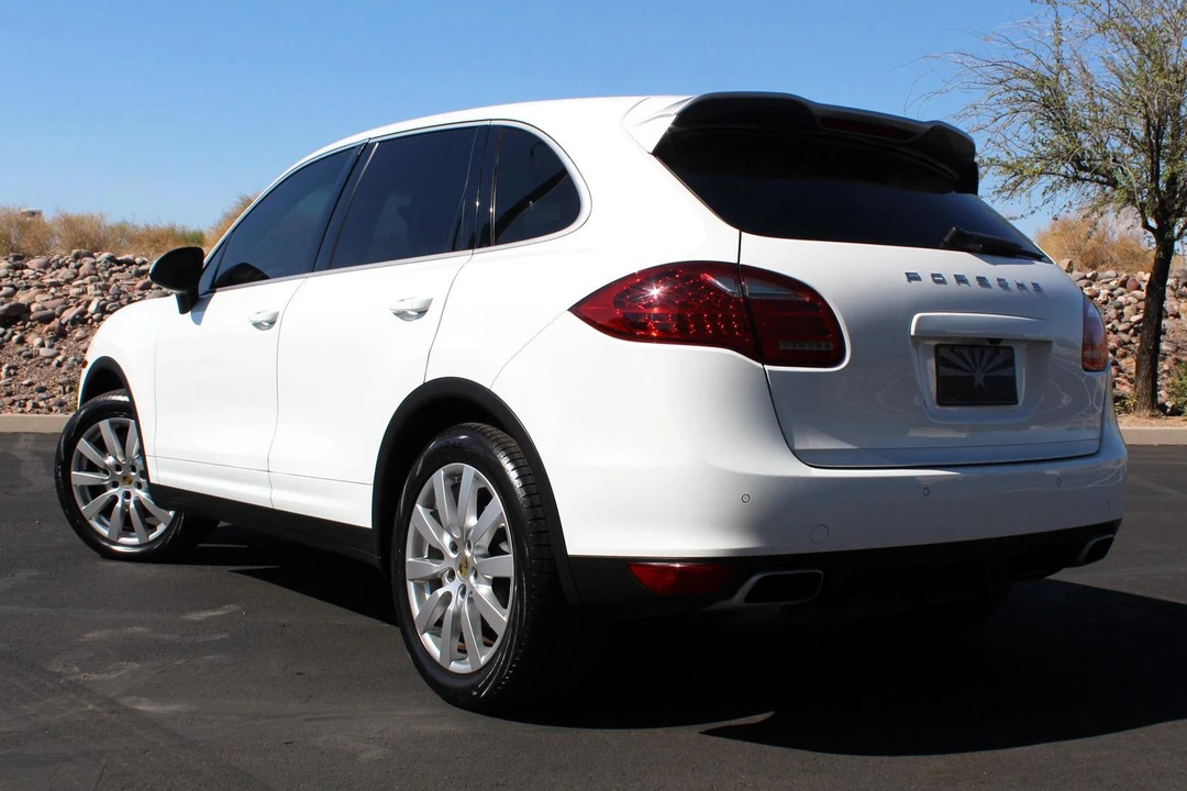 2014 Porsche 958 Cayenne - Image 4 of 5