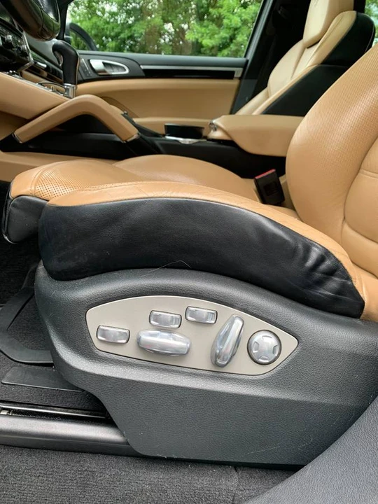 2014 Porsche 958 Cayenne - Image 16 of 24