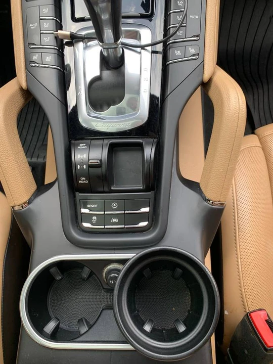 2014 Porsche 958 Cayenne - Image 15 of 24
