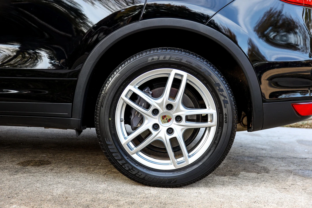 2014 Porsche 958 Cayenne - Image 17 of 31