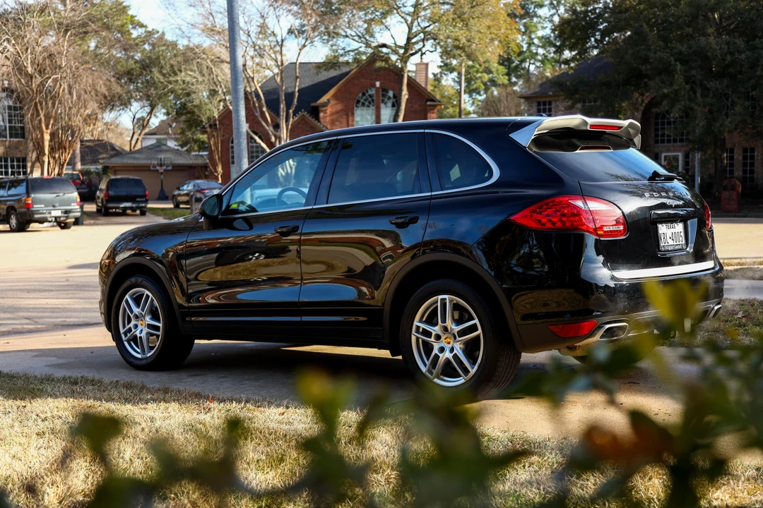 2014 Porsche 958 Cayenne - Image 9 of 31