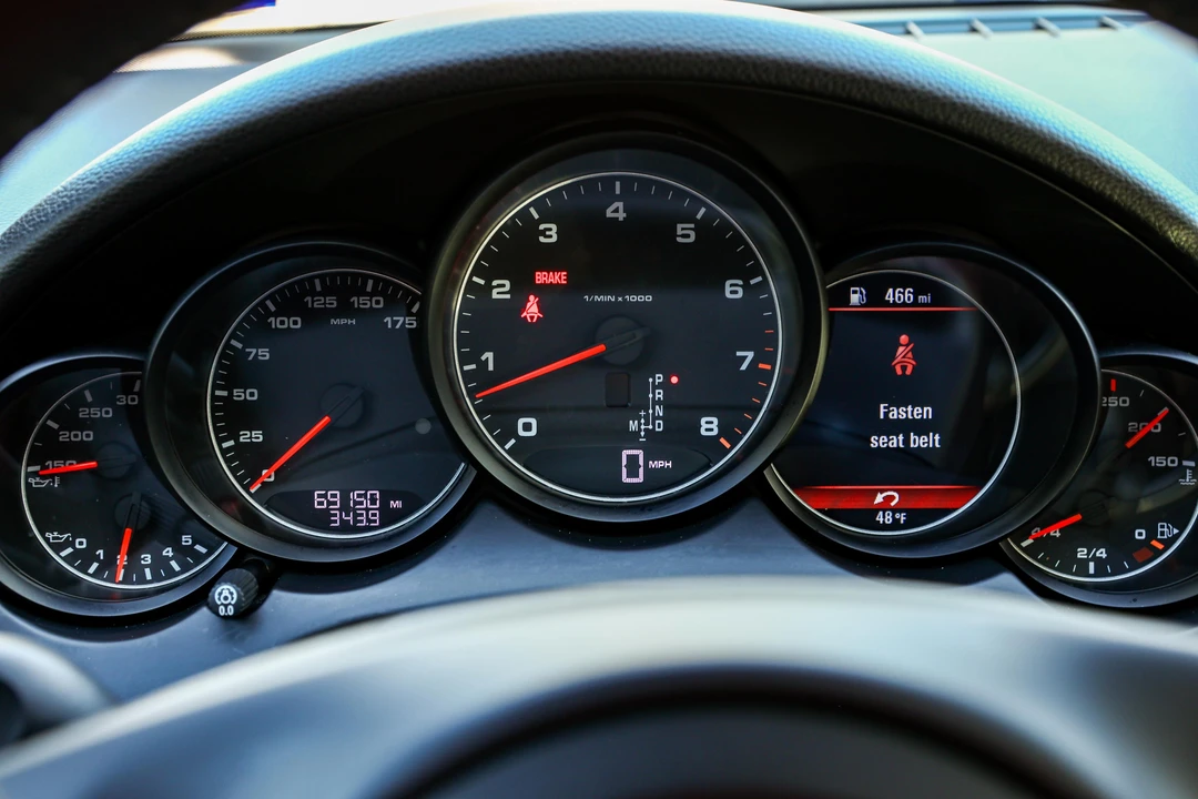 2014 Porsche 958 Cayenne - Image 24 of 31