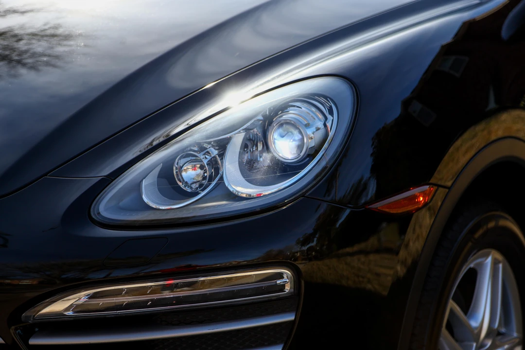 2014 Porsche 958 Cayenne - Image 13 of 31