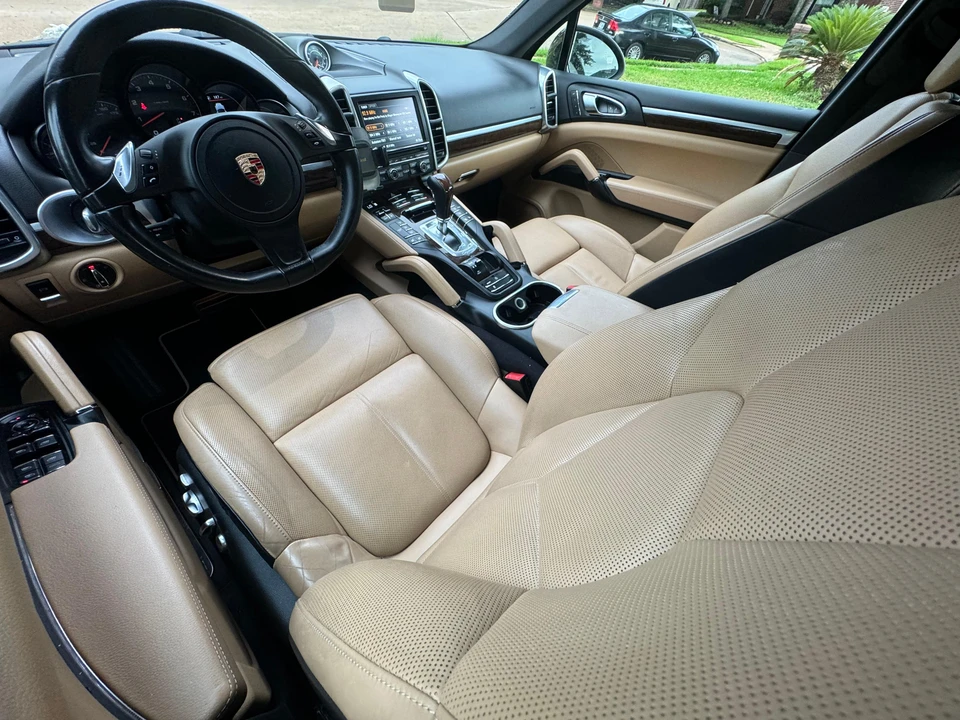 2014 Porsche 958 Cayenne - Image 27 of 31