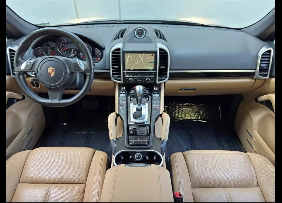 2014 Porsche 958 Cayenne - Image 6 of 15