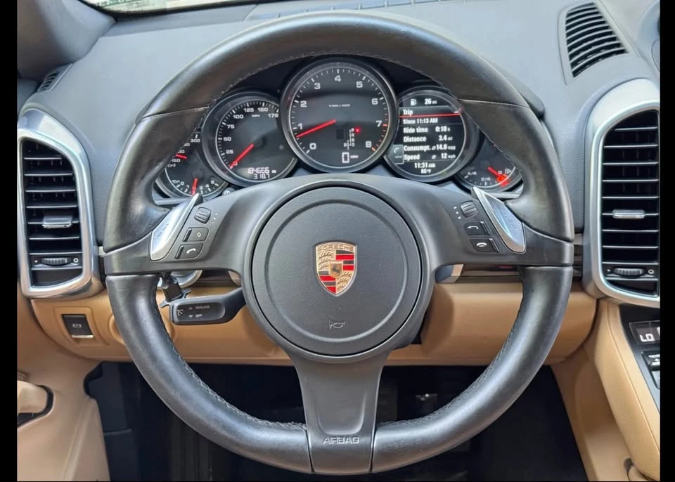 2014 Porsche 958 Cayenne - Image 9 of 15