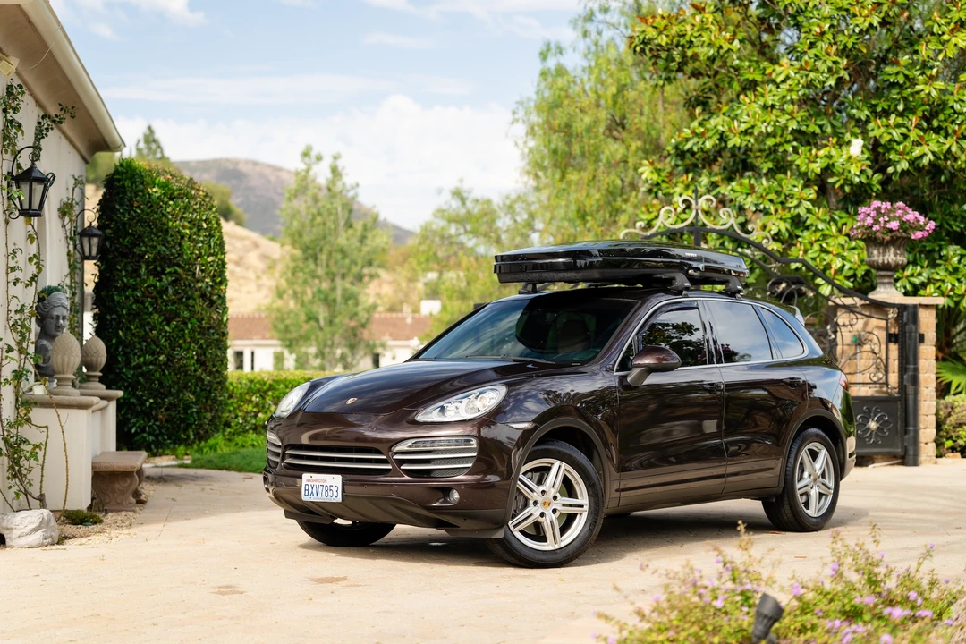 2014 Porsche 958 Cayenne - Image 2 of 31