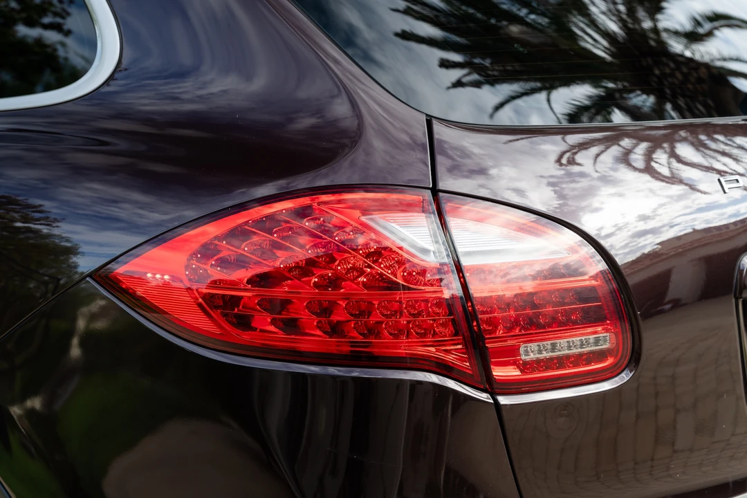 2014 Porsche 958 Cayenne - Image 20 of 31