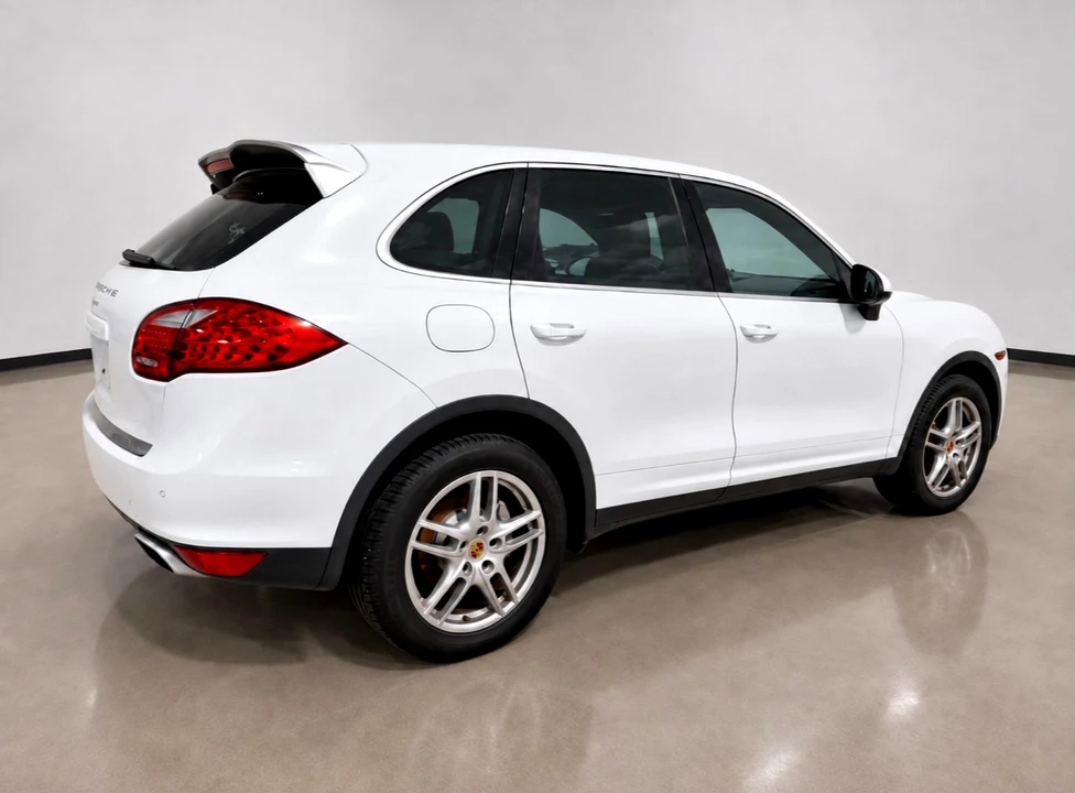 2014 Porsche 958 Cayenne - Image 4 of 9