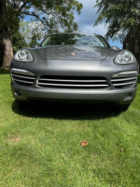 2014 Porsche 958 Cayenne - Image 2 of 17