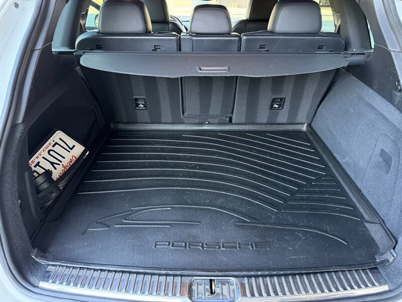 2014 Porsche 958 Cayenne - Image 16 of 20