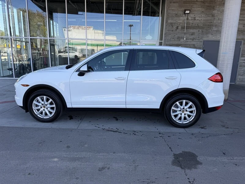 2014 Porsche 958 Cayenne - Image 2 of 20
