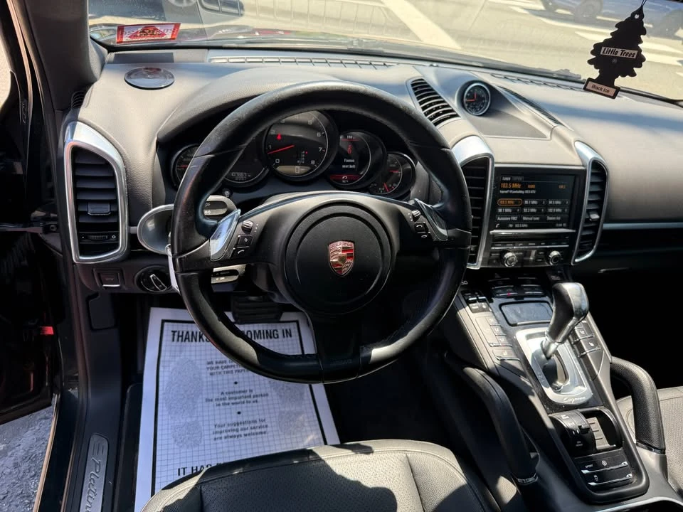 2014 Porsche 958 Cayenne - Image 16 of 18