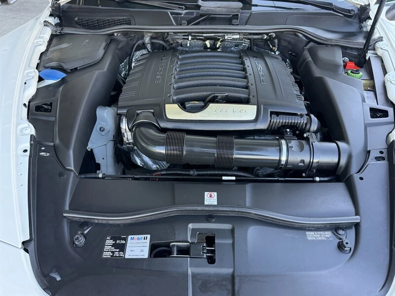 2014 Porsche 958 Cayenne - Image 23 of 26
