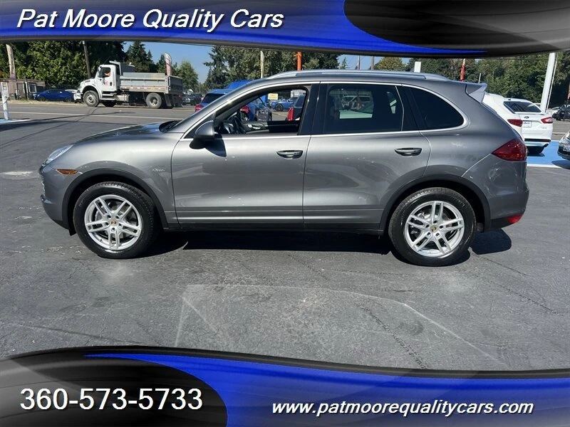 2014 Porsche 958 Cayenne - Image 2 of 14