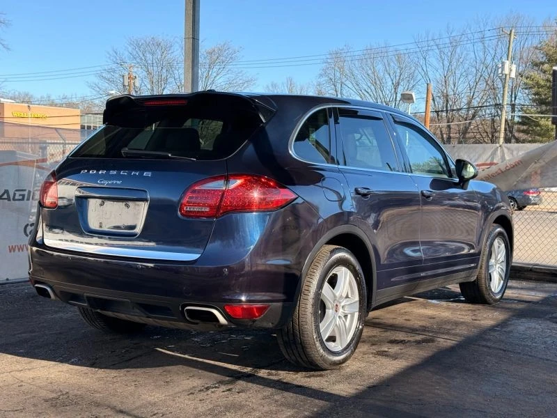2014 Porsche 958 Cayenne - Image 9 of 12