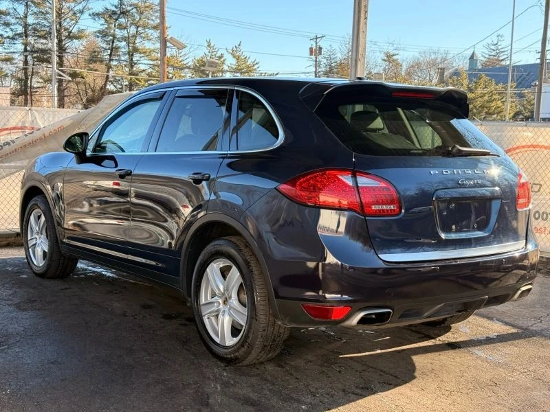 2014 Porsche 958 Cayenne - Image 11 of 12
