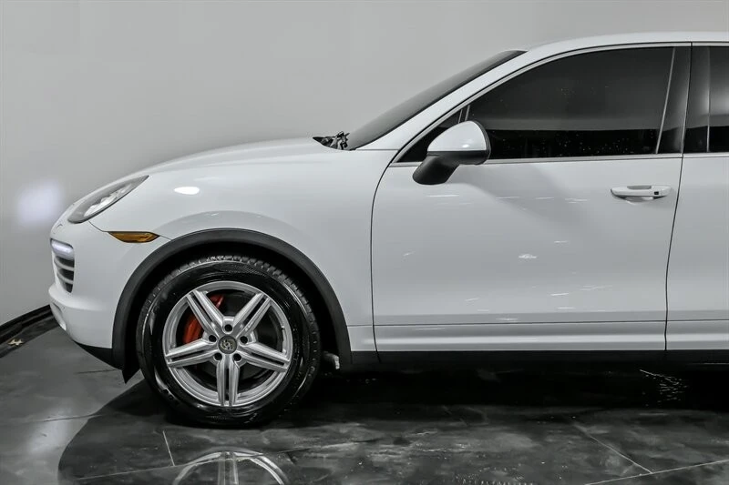 2014 Porsche 958 Cayenne - Image 6 of 12