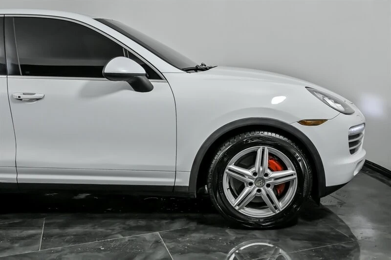 2014 Porsche 958 Cayenne - Image 12 of 12