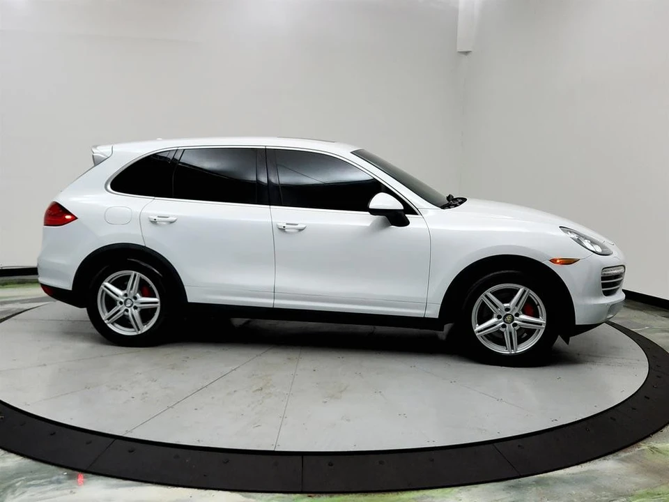 2014 Porsche 958 Cayenne - Image 4 of 12