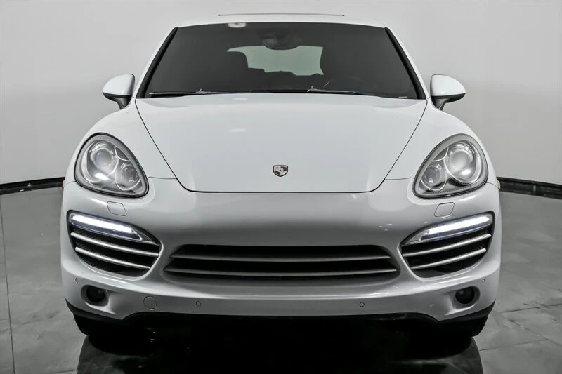 2014 Porsche 958 Cayenne - Image 4 of 12