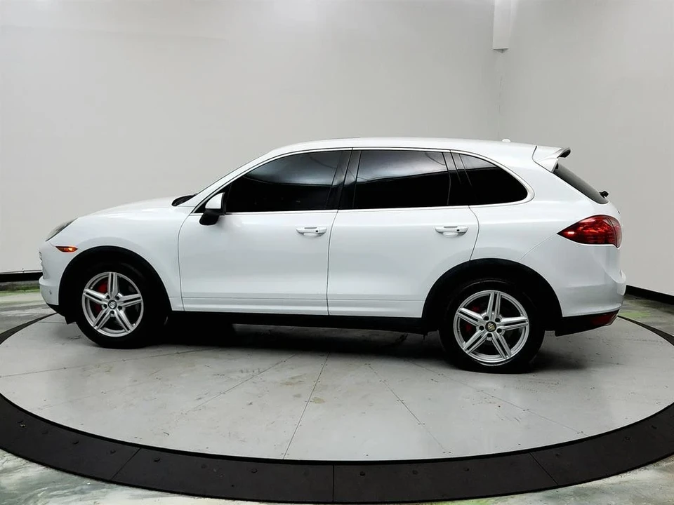 2014 Porsche 958 Cayenne - Image 8 of 21