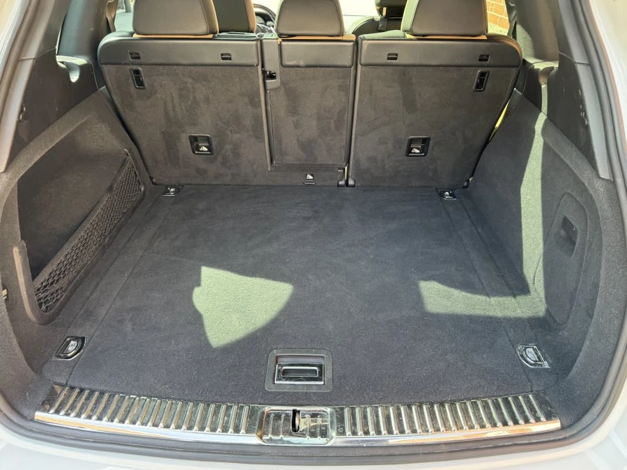 2014 Porsche 958 Cayenne - Image 11 of 13