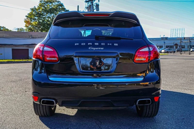 2014 Porsche 958 Cayenne - Image 5 of 12