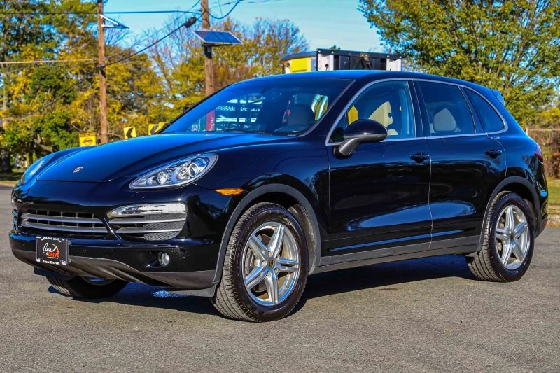 2014 Porsche 958 Cayenne - Image 3 of 12