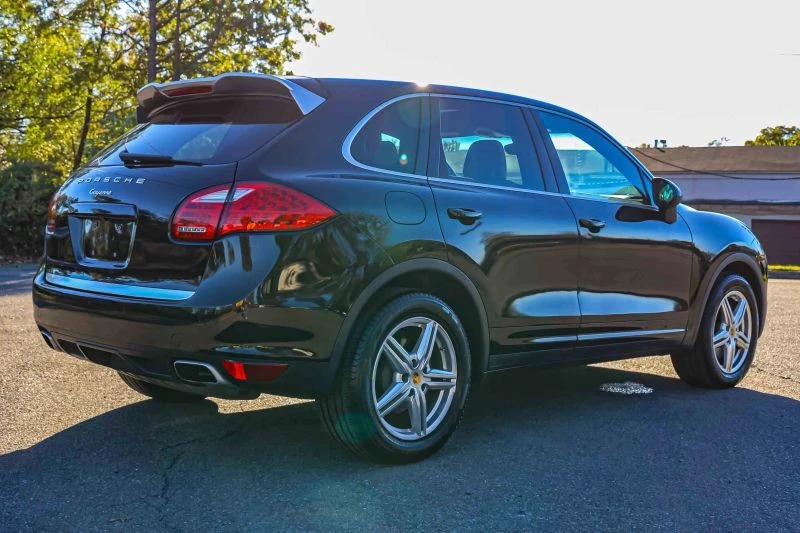 2014 Porsche 958 Cayenne - Image 6 of 12