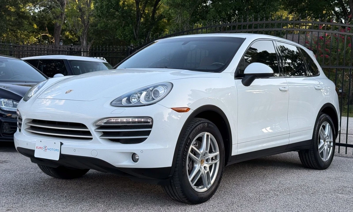 2014 Porsche 958 Cayenne - Image 4 of 12