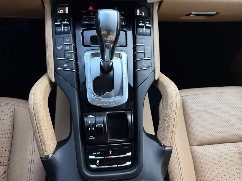 2014 Porsche 958 Cayenne - Image 12 of 12