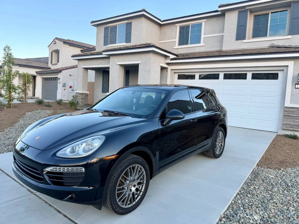 2014 Porsche 958 Cayenne - Image 3 of 10