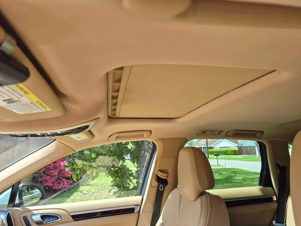 2014 Porsche 958 Cayenne S - Image 8 of 10