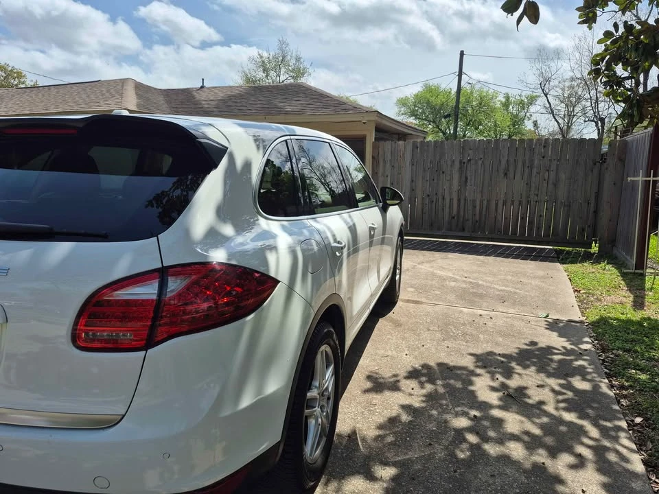 2014 Porsche 958 Cayenne S - Image 6 of 10