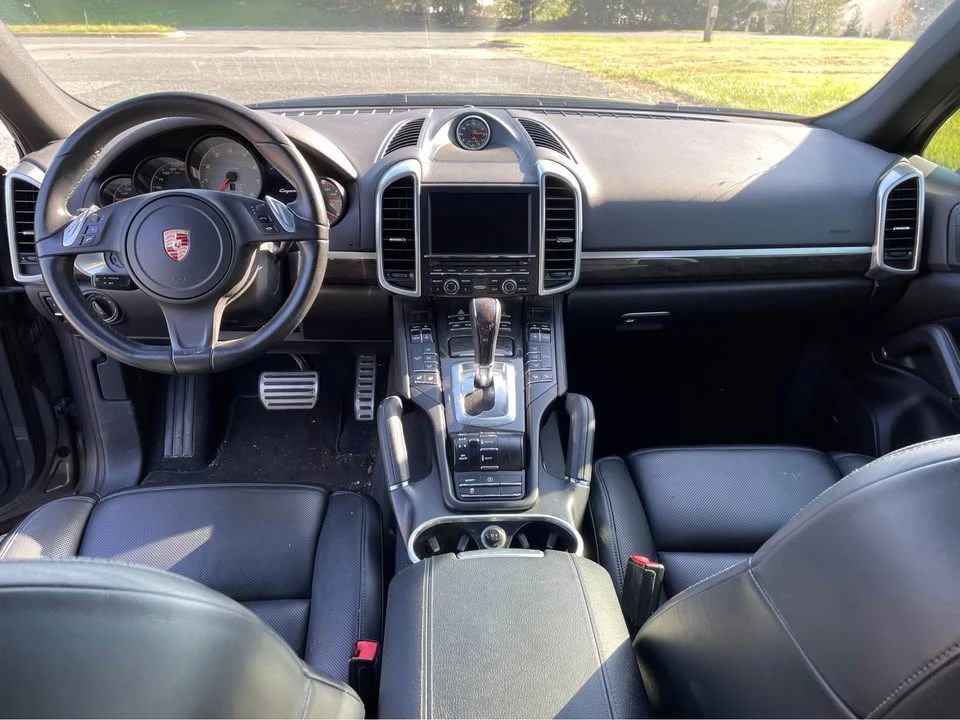 2014 Porsche 958 Cayenne S - Image 7 of 8