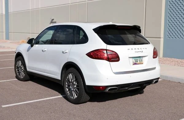 2014 Porsche 958 Cayenne S - Image 13 of 14