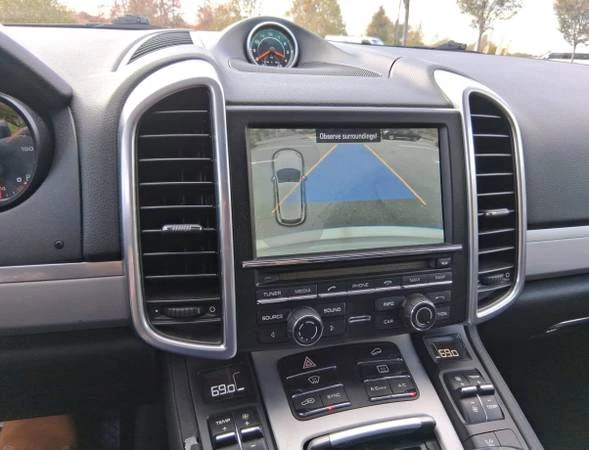 2014 Porsche 958 Cayenne S - Image 8 of 10