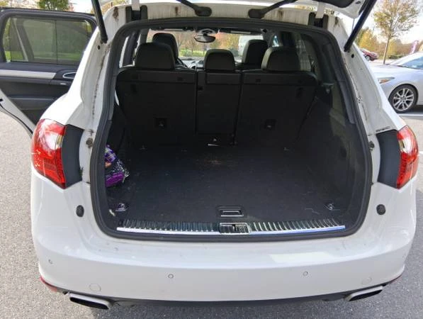 2014 Porsche 958 Cayenne S - Image 5 of 10