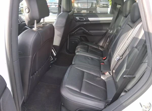 2014 Porsche 958 Cayenne S - Image 10 of 10