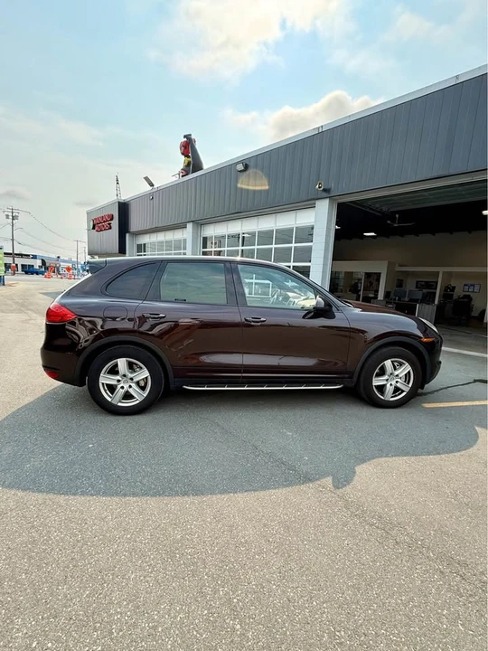 2014 Porsche 958 Cayenne S - Image 3 of 11