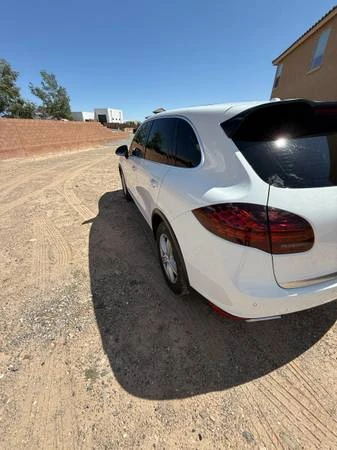 2014 Porsche 958 Cayenne S - Image 6 of 21