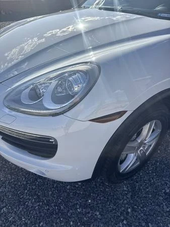 2014 Porsche 958 Cayenne S - Image 3 of 21