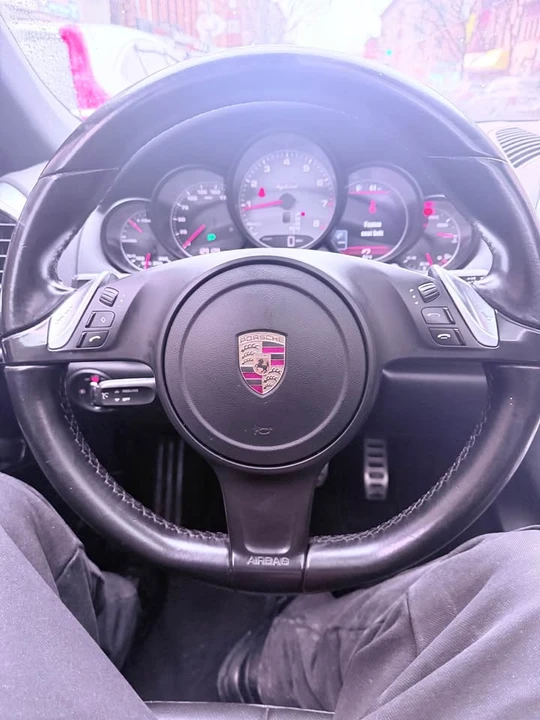2014 Porsche 958 Cayenne - Image 3 of 3