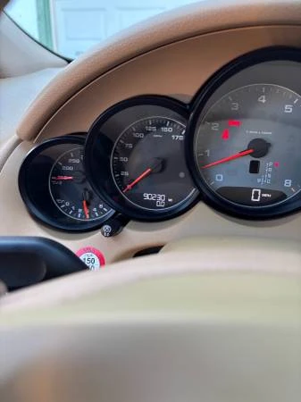 2014 Porsche 958 Cayenne S - Image 2 of 2